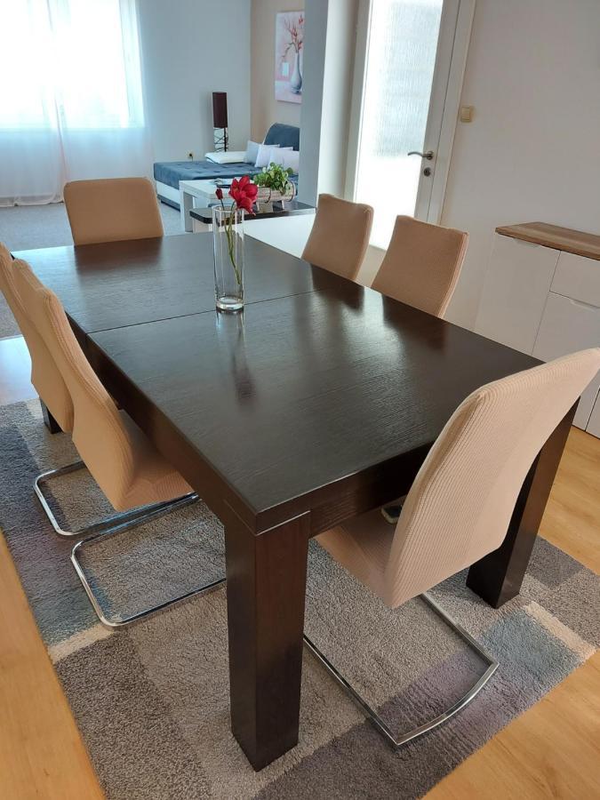 Apartman Larisa Apartment Kampor Luaran gambar