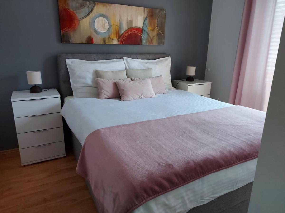 Apartman Larisa Apartment Kampor Luaran gambar